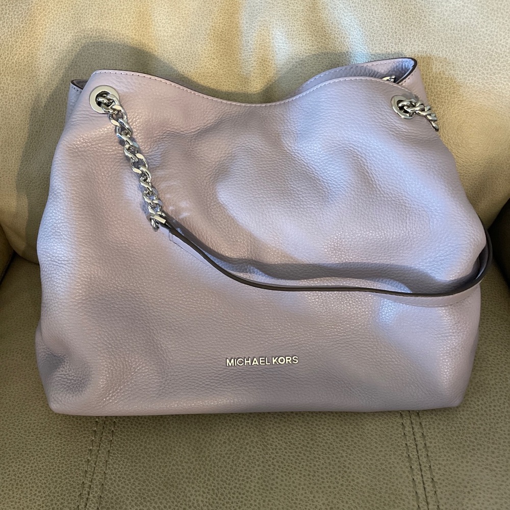 Michael Kors Pebbled Leather handbag and Wallet Set